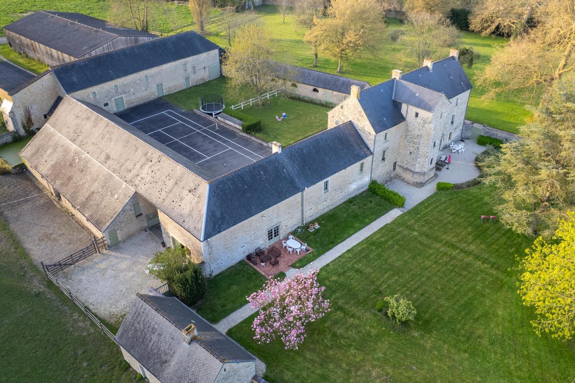 Chateau De Monceaux 5Mn De Bayeux Proche Mer Exterior photo